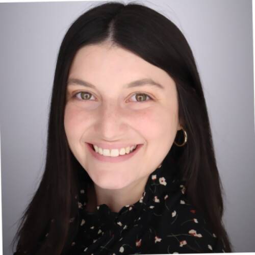 10 Questions with alumna Angie Cena